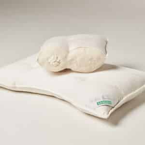 Kombi-med Pillow by SAMINA